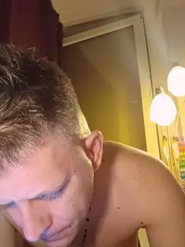 Cam4 Sex Cam of MikeGary21