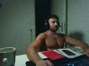 Cam4 Free Live Porn of ALPHA_HUNK