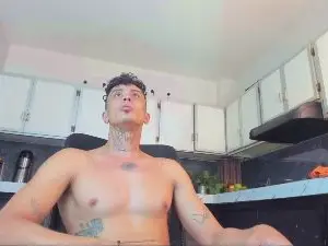 Cam4 Free Live Porn of ostbot_