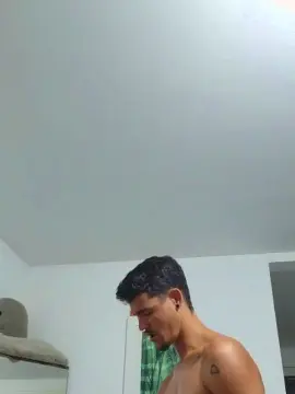Cam4 Private Sex Chat of Levi_Henrique