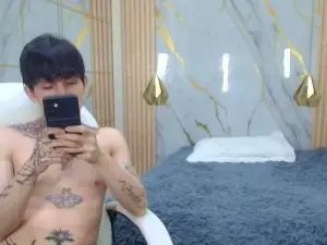 Cam4 Watch Live Sex Cams of Iantwink18
