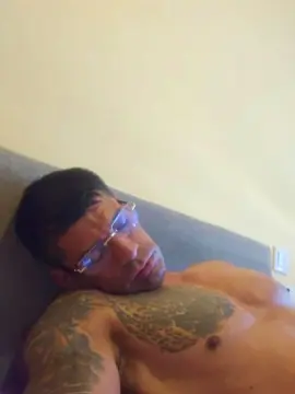 Cam4 Sex Cam of Leonsalvajexxx