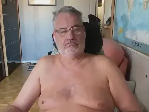 Cam4 Nude Webcam of mathieulyon