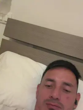 Cam4 Watch Live Sex Cams of Alessandro23z
