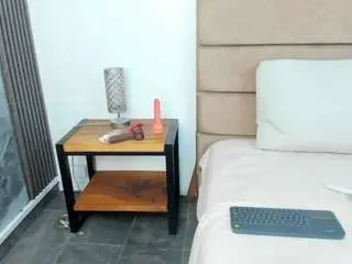 Camsoda Watch Live Sex Cams of laurent-moore