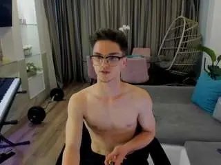 Camsoda Private Sex Chat of johnnykeyton8