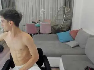 Camsoda Adult Webcams of johnnykeyton8