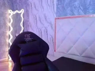 Camsoda Free Porn Cam of damian-tay