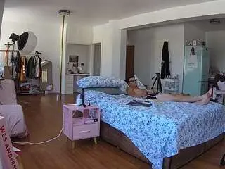Camsoda Adult Webcams of voyeurcam-celticiron-02