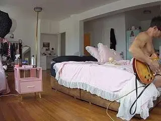 Camsoda Free Porn Cam of voyeurcam-celticiron-02