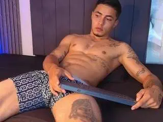 Camsoda Sex Cam of thomass-conor