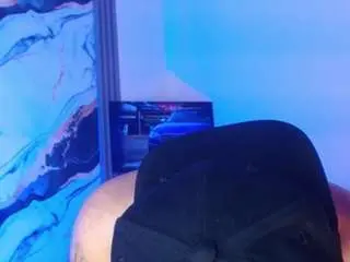 Camsoda Free Porn Cam of kevin-fox