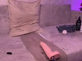 Camsoda Adult Webcams of waltenjoy
