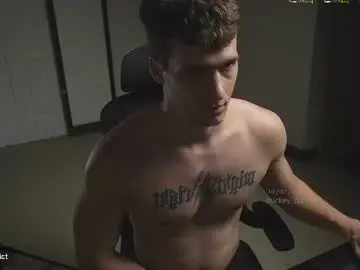 Chaturbate Nude Webcam of mickey_pict
