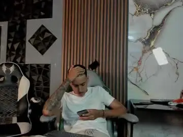 Chaturbate Live Porn of mr_mois