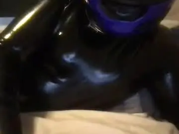 Chaturbate Free Porn Cam of mrjake88