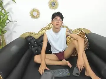 Chaturbate Free Live Porn of jisus_catt