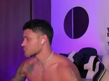 Chaturbate Live Sex Cam of alessandro_vanni