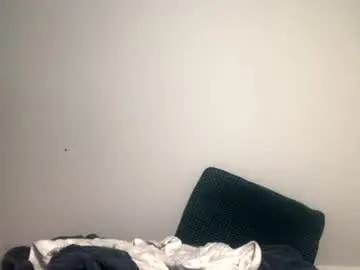 Chaturbate Sex Cam of yngdesire1