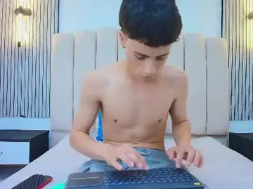 Chaturbate Free Porn Cam of stiven_cooper2
