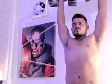 Chaturbate Best live sex cam show of damian_lux69