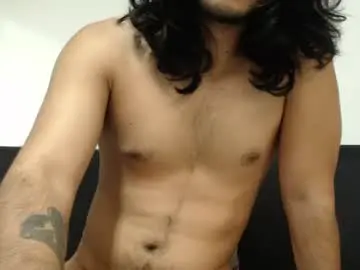 Chaturbate Live Sex Cam of romanphoenix