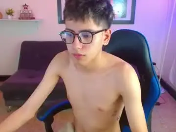 Chaturbate Adult Webcam of alexcum_18