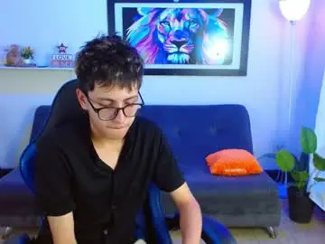 Chaturbate Nude Webcam of alexcum_18