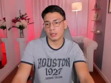 Chaturbate Free Live Porn of timothy_jones1