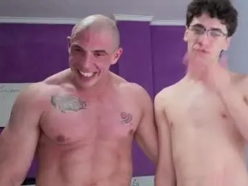 Chaturbate Sex Chat of twinkanddaddy_69