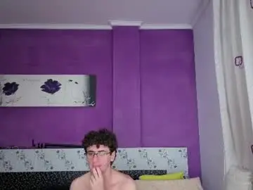 Chaturbate Adult Webcam of twinkanddaddy_69
