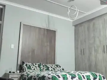 Chaturbate Best live sex cam show of fatherfly001