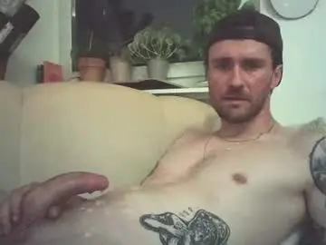 Chaturbate Live Sex Cam of achix2704