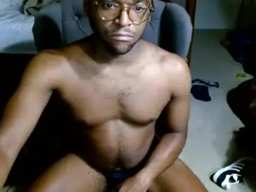 Chaturbate Live Sex Cam of thicbottomboi97
