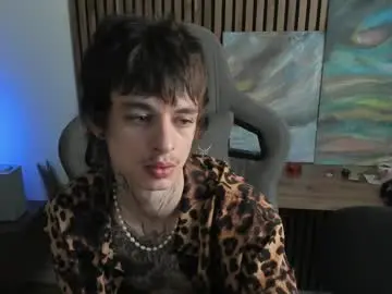 Chaturbate Live Sex Cam of oliverrgroove