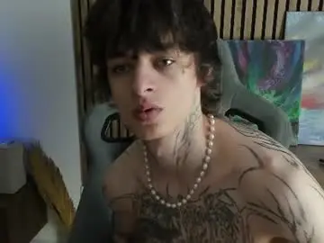 Chaturbate Free Porn Cam of oliverrgroove