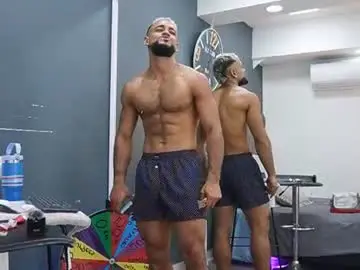 Chaturbate Sex Cam of emilio_brandon