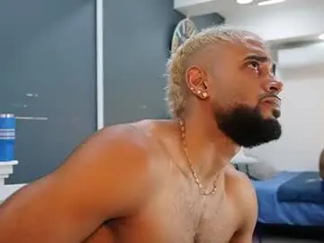 Chaturbate Adult Webcams of emilio_brandon