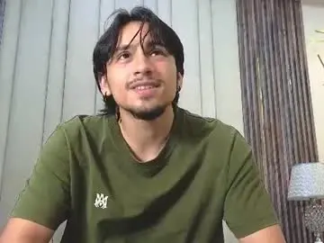 Chaturbate Free Porn Cam of latinshort