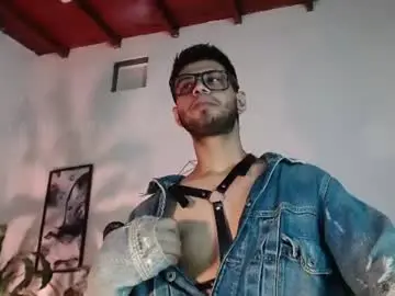 Chaturbate Live Sex Cam of colby_smit