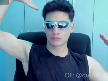 Chaturbate Live Sex Cam of dominic_radccliffe