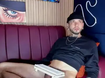 Chaturbate Best live sex cam show of murdockh