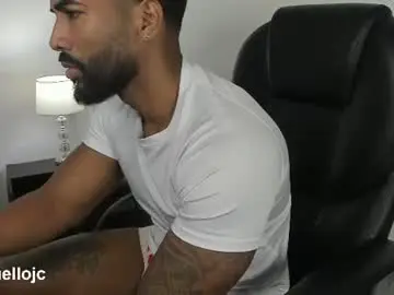 Chaturbate Live Sex of xtipp3r