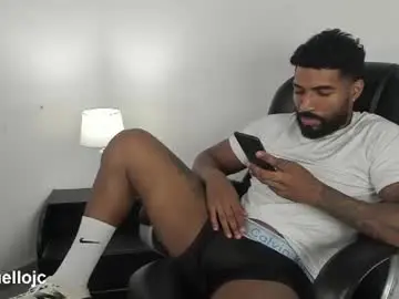 Chaturbate Watch Live Sex Cams of xtipp3r