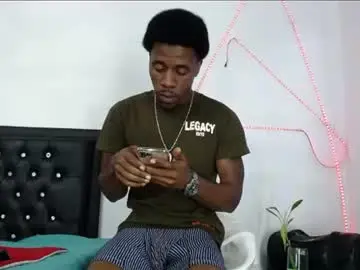 Chaturbate Free Live Porn of damian_hart_24cm