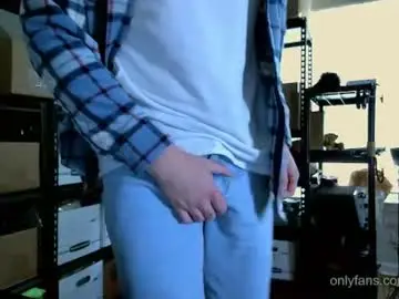 Chaturbate Adult Video Chat of deeyungguy
