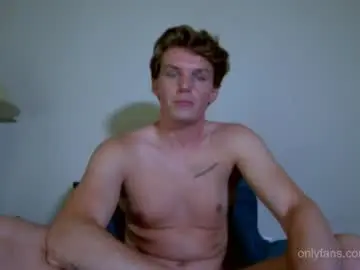 Chaturbate Best live sex cam show of deeyungguy