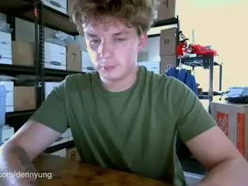 Chaturbate Sex Chat of deeyungguy