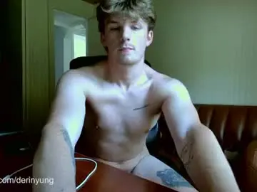 Chaturbate Best live sex cam show of deeyungguy