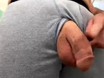Chaturbate Free Porn Cam of huskey300